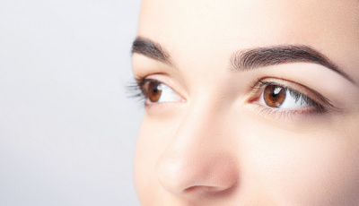 Kann eine Augenbrauentransplantation mit der FUE-Methode durchgeführt werden?